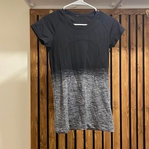 Lululemon swiftly short sleeve shirt